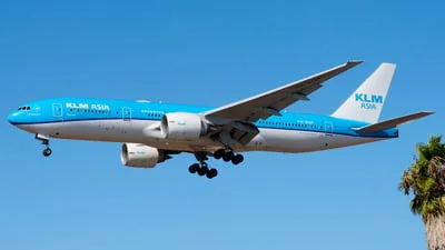 KLM Asia PH-BQF Boeing 777-206(ER)