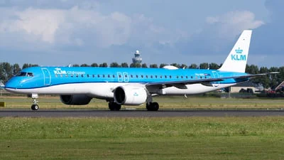 KLM Cityhopper PH-NXS Embraer ERJ-190-400STD