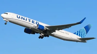 United Airlines N657UA Boeing 767-322(ER)