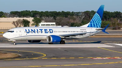 United Airlines N27266 Boeing 737-8 MAX