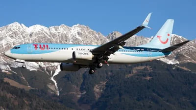 TUI G-TAWG Boeing 737-8K5