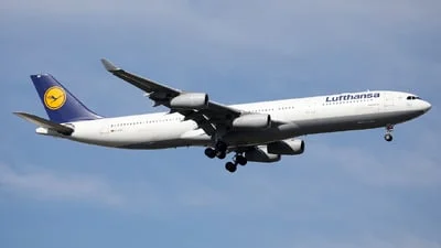 Lufthansa D-AIGO Airbus A340-313X