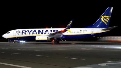 Ryanair EI-DYL Boeing 737-8AS