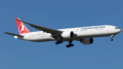 Turkish Airlines TC-LJI Boeing 777-3F2ER
