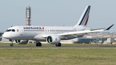 Air France F-HOZE Airbus A220-371