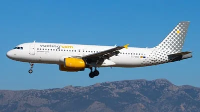 Vueling EC-OGD Airbus A320-232