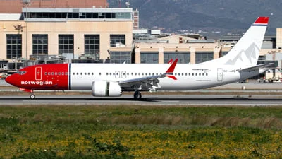 Norwegian SE-NAC Boeing 737-8 MAX