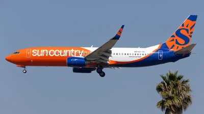 Sun Country Airlines N819SY Boeing 737-86N