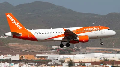 easyJet G-EZTC Airbus A320-214
