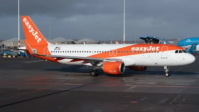 easyJet Europe OE-IVB Airbus A320-214