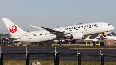 Japan Airlines (JAL) JA837J Boeing 787-8 Dreamliner