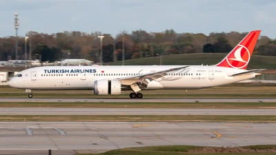 Turkish Airlines TC-LLZ Boeing 787-9 Dreamliner