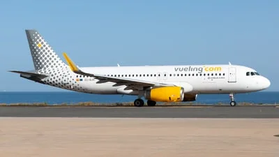 Vueling EC-OJH Airbus A320-232