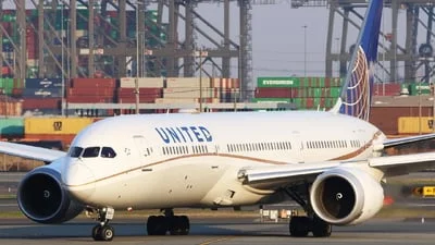 United Airlines N15969 Boeing 787-9 Dreamliner
