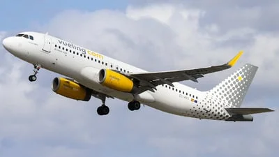 Vueling EC-MXG Airbus A320-232