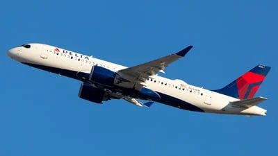 Delta Air Lines N330DU Airbus A220-371