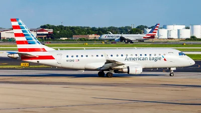 American Eagle (Republic Airways) N112HQ Embraer ERJ-170-200LR