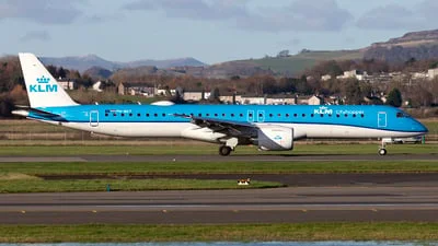 KLM Cityhopper PH-NXT Embraer ERJ-190-400STD