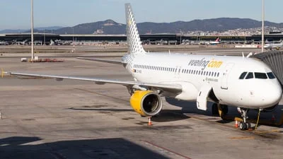 Vueling EC-MBD Airbus A320-214