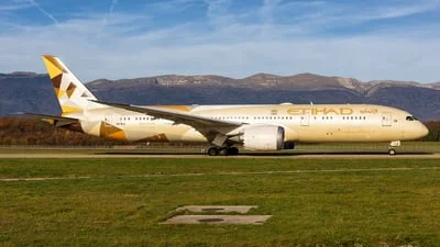 Etihad Airways A6-BLE Boeing 787-9 Dreamliner