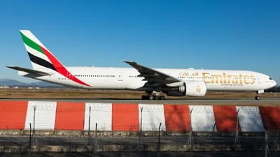 Emirates A6-EGR Boeing 777-31HER