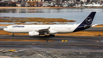 Lufthansa D-AIKS Airbus A330-343