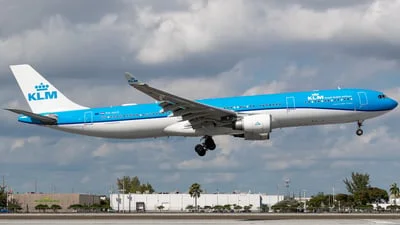 KLM Royal Dutch Airlines PH-AKD Airbus A330-303