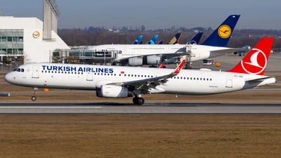 Turkish Airlines TC-JSZ Airbus A321-231