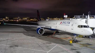 Delta Air Lines N6707A Boeing 757-232
