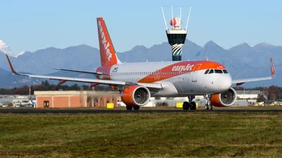 easyJet Europe OE-LUG Airbus A320-251N