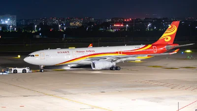Hainan Airlines B-1096 Airbus A330-343