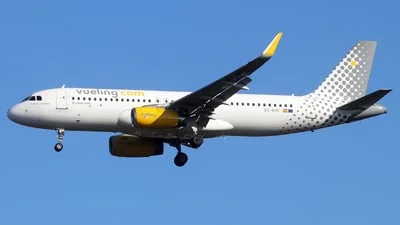 Vueling EC-MVE Airbus A320-232