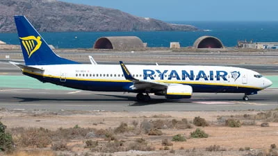 Ryanair (Malta Air) 9H-QEH Boeing 737-8AS