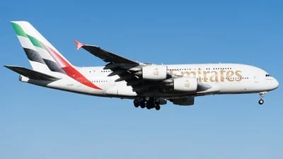 Emirates A6-EOH Airbus A380-861