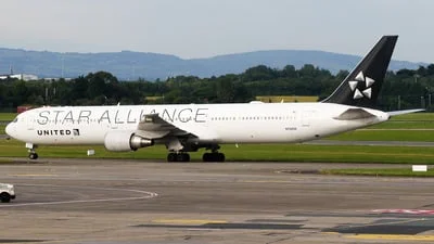 United Airlines N76055 Boeing 767-424(ER)