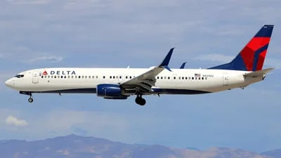 Delta Air Lines N929DZ Boeing 737-932ER