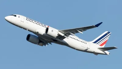 Air France F-HOZB Airbus A220-371