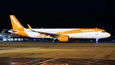 easyJet G-UZME Airbus A321-251NX