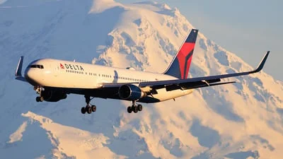 Delta Air Lines N193DN Boeing 767-332(ER)