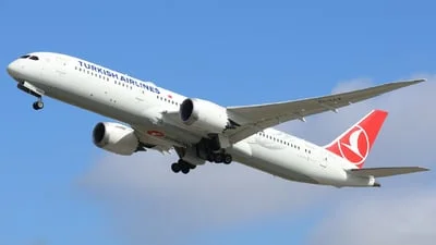 Turkish Airlines TC-LLV Boeing 787-9 Dreamliner