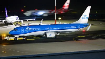 KLM Royal Dutch Airlines PH-BGB Boeing 737-8K2