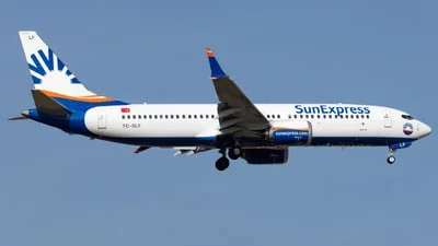 SunExpress TC-SLF Boeing 737-8 MAX