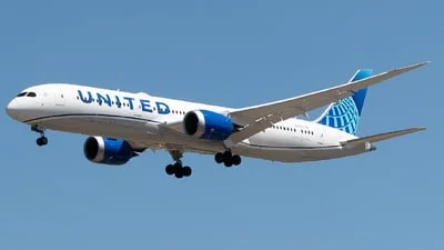 United Airlines N24990 Boeing 787-9 Dreamliner