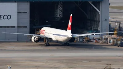 Swiss HB-JNE Boeing 777-3DEER