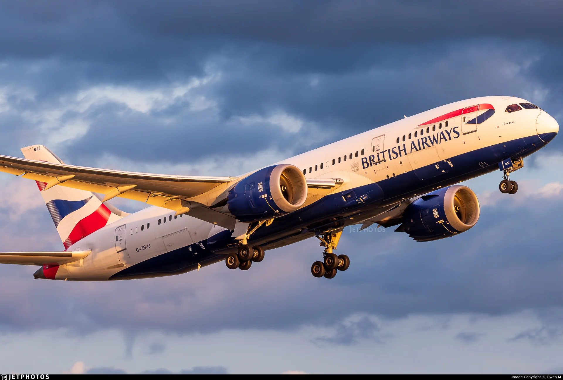 British Airways G-ZBJJ B788