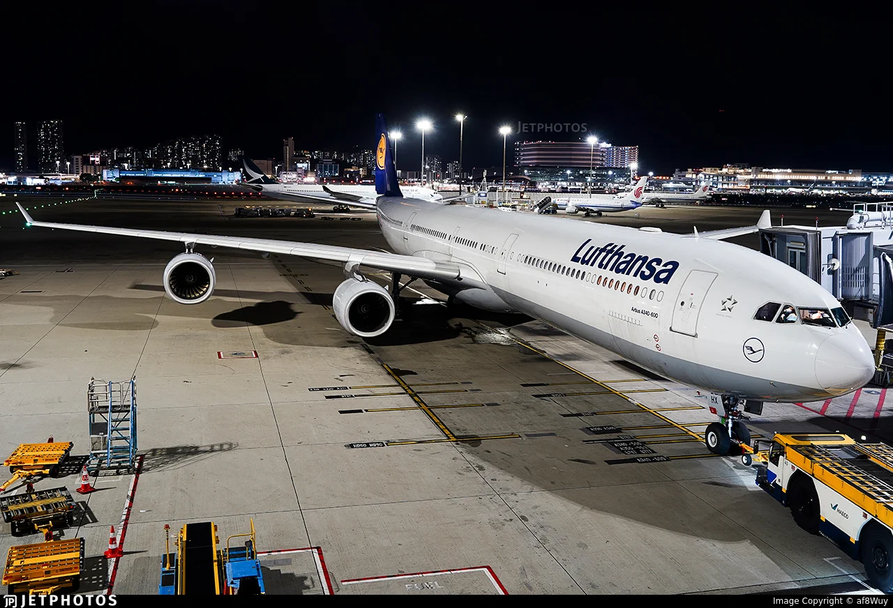 Lufthansa D-AIHX A346