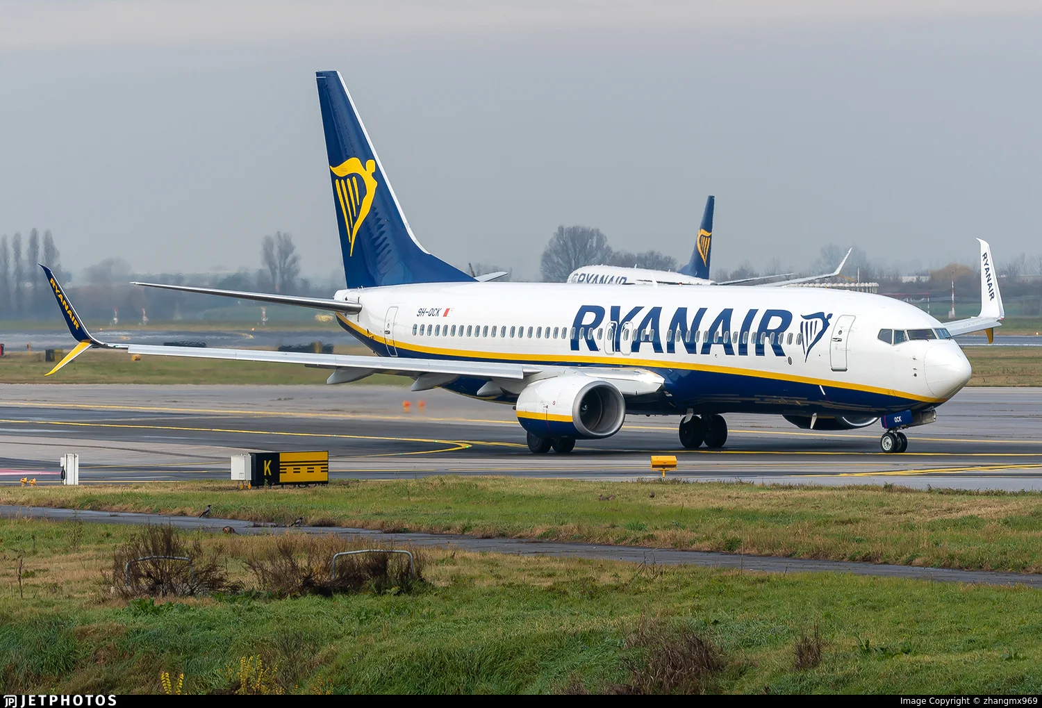 Ryanair 9H-QCK B738